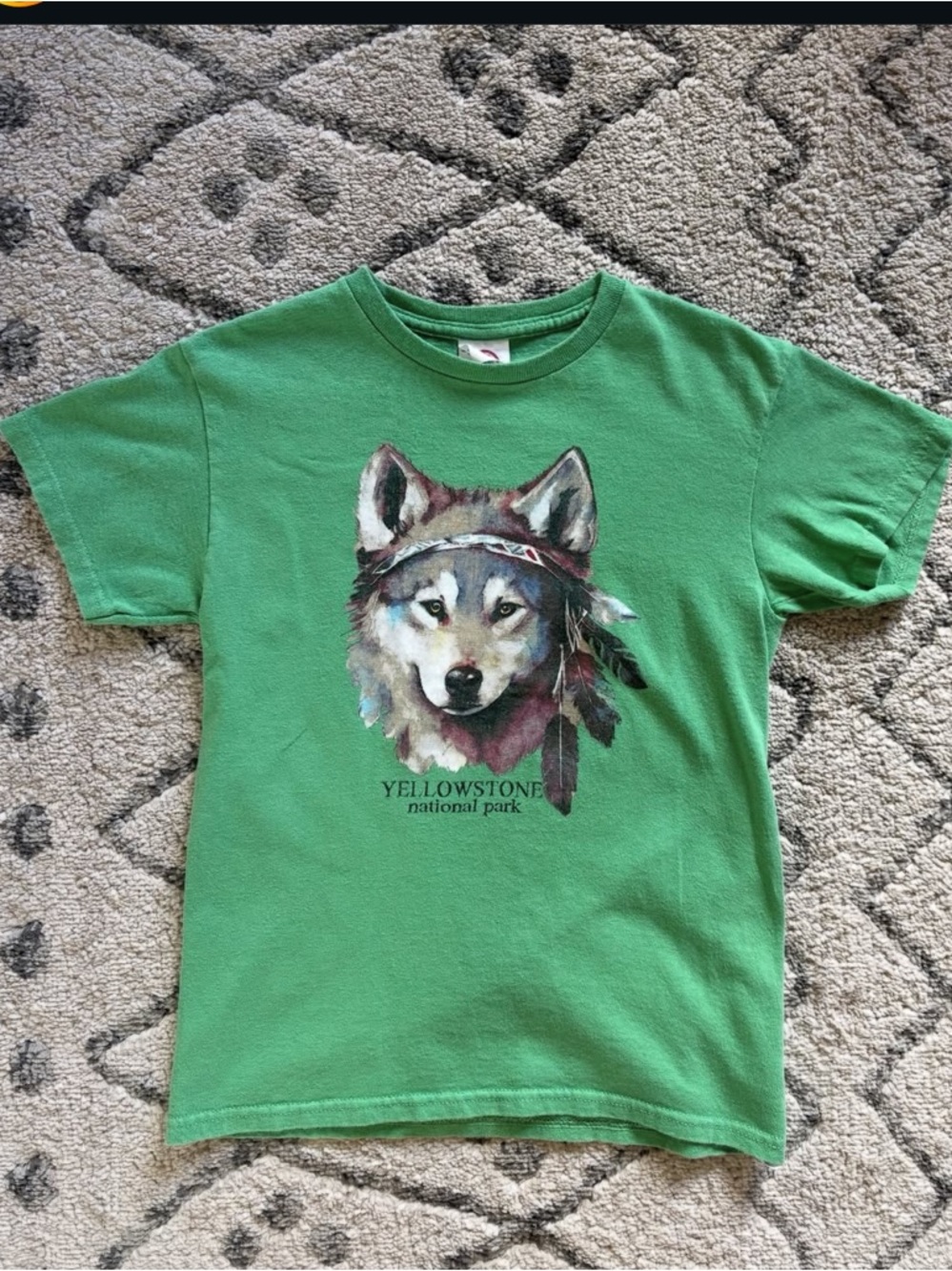 Yellowstone wolf tourist tshirt